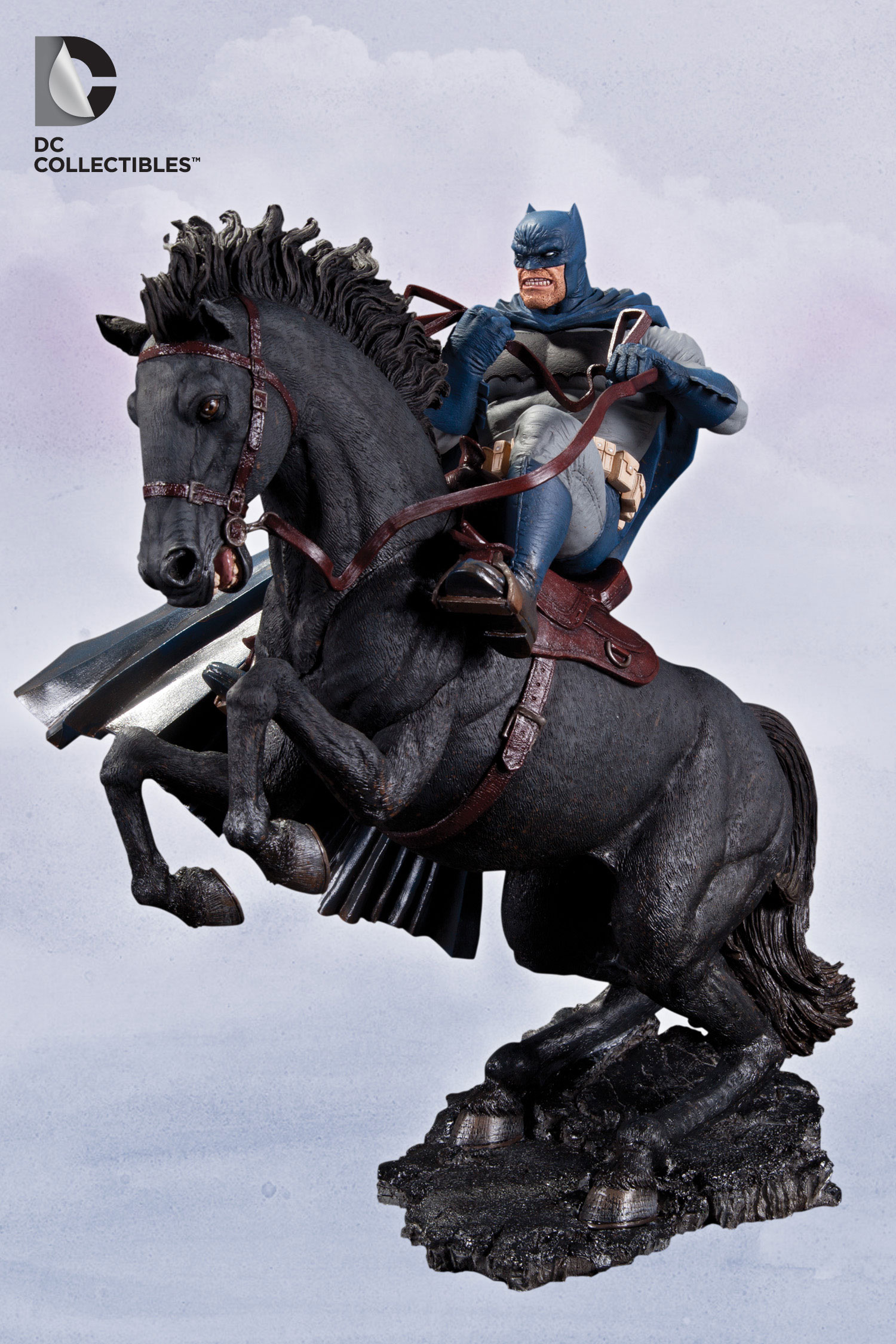 The Dark Knight Returns: A Call to Arms Statue