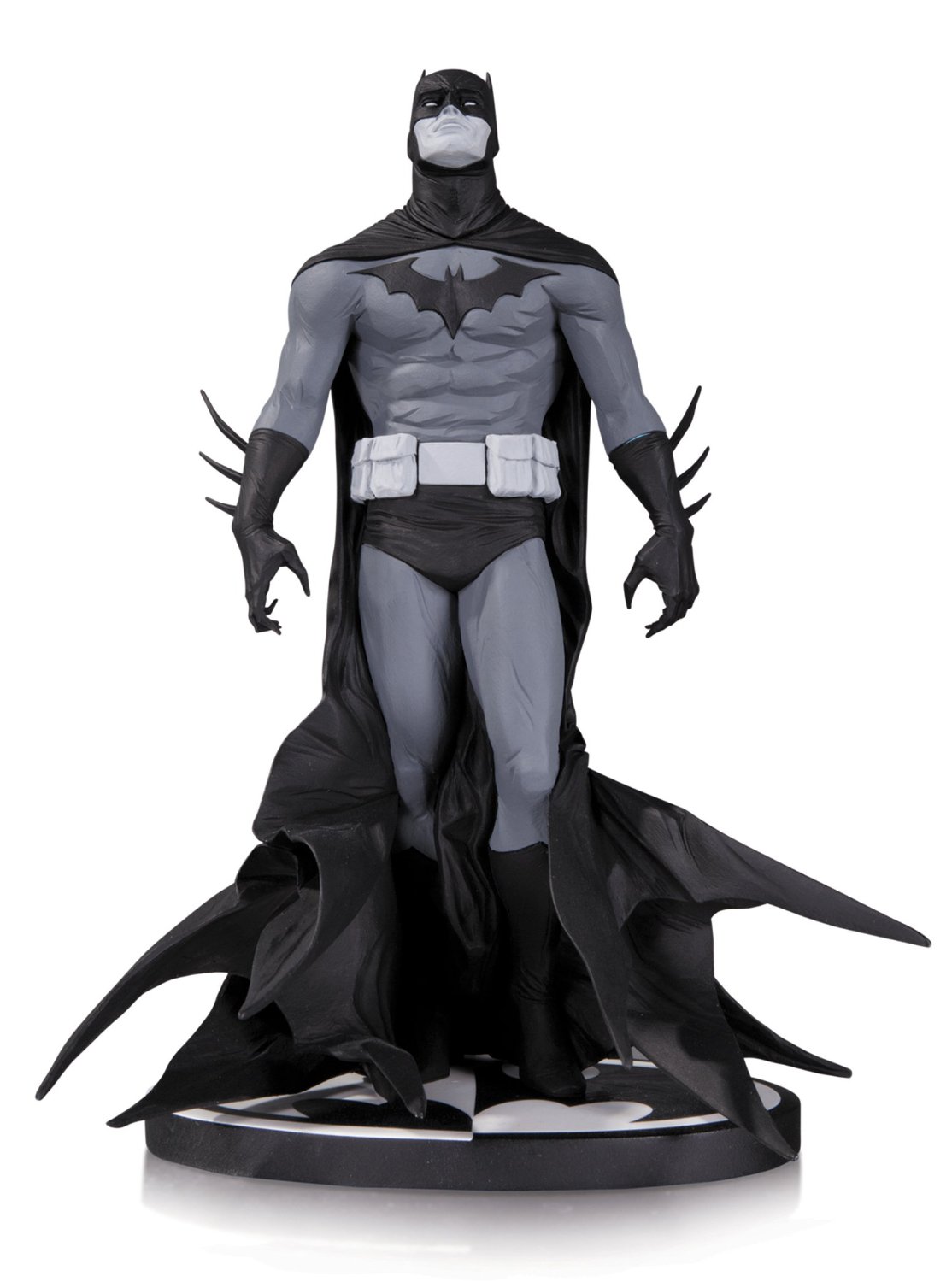 Batman: Black & White Statue by Jae Lee